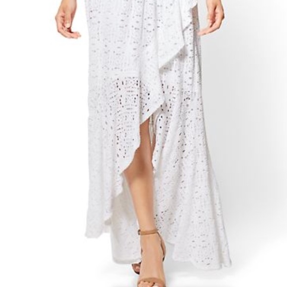 NEW LACE OVERLAY HI-LOW MAXI White SKIRT - Picture 3 of 6